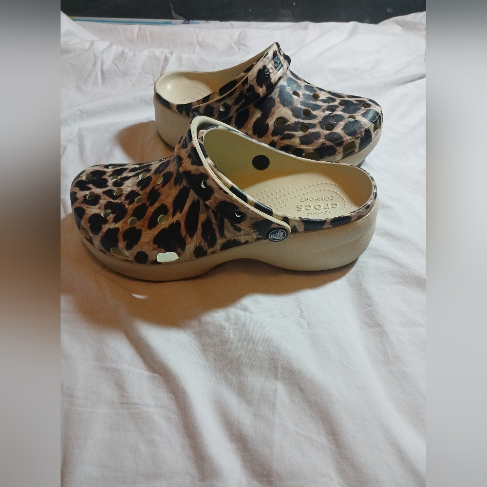 CROCS Classic Platform Women Sz. 10W Animal Remix Clog 207844-2Y4 - Picture 5 of 11